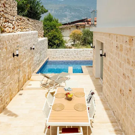 Kanyon Peninsula Kaş