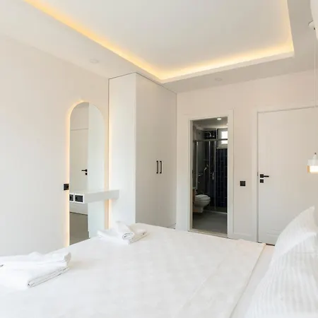 Vila Kanyon Peninsula