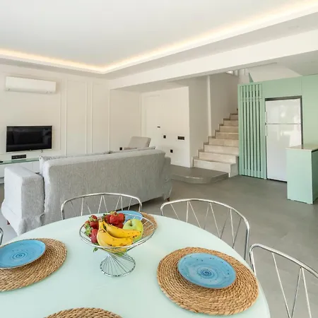 Vila Kanyon Peninsula *