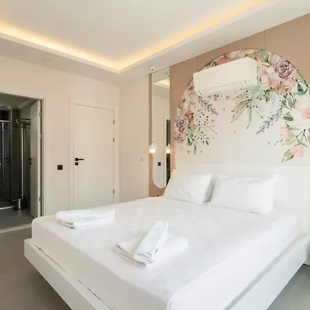 Kanyon Peninsula Vila *