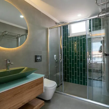 Kanyon Peninsula * Kaş