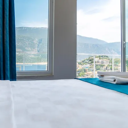 Vila Kanyon Peninsula *